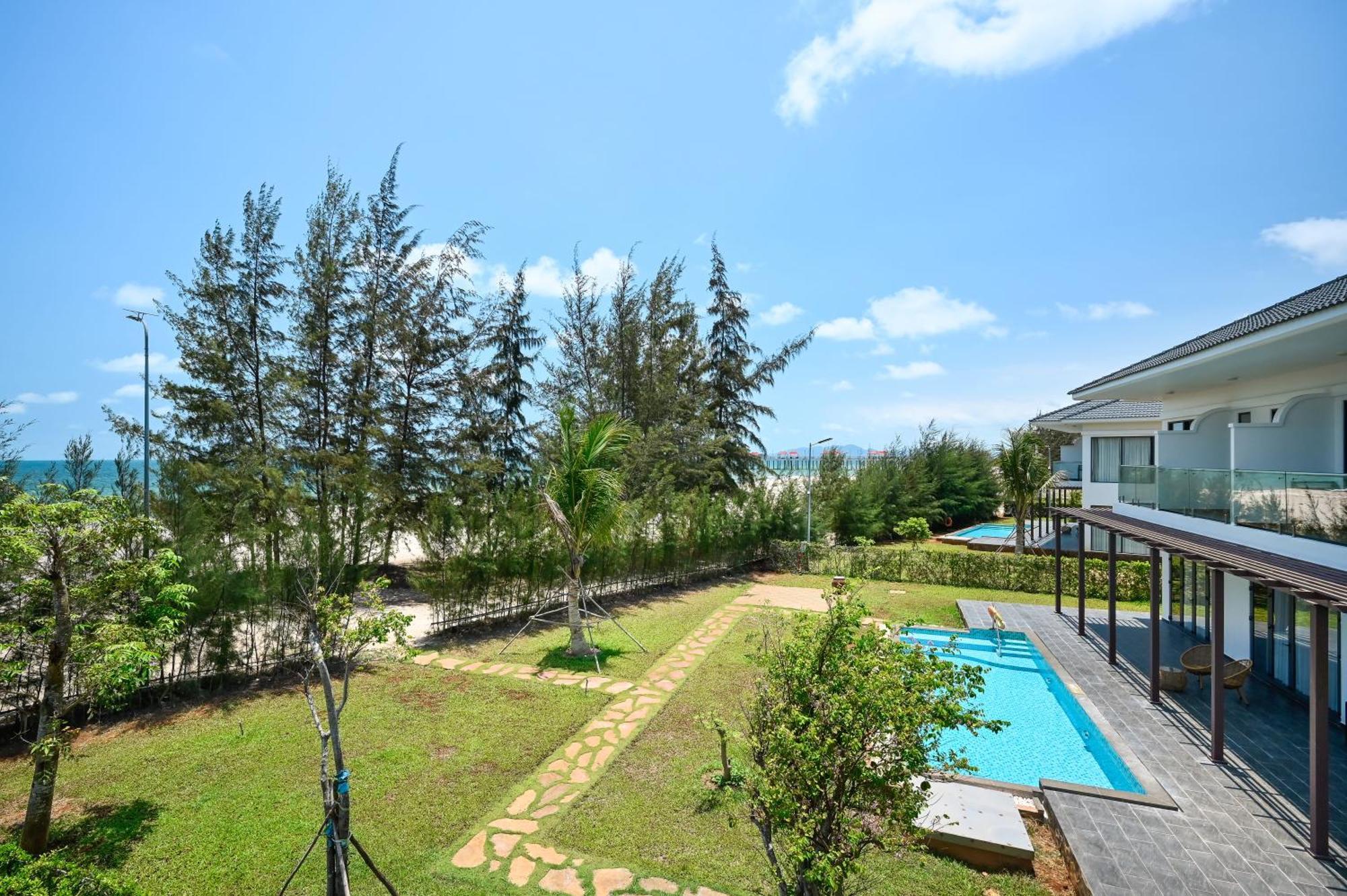 Emerald Ho Tram Resort Bagian luar foto